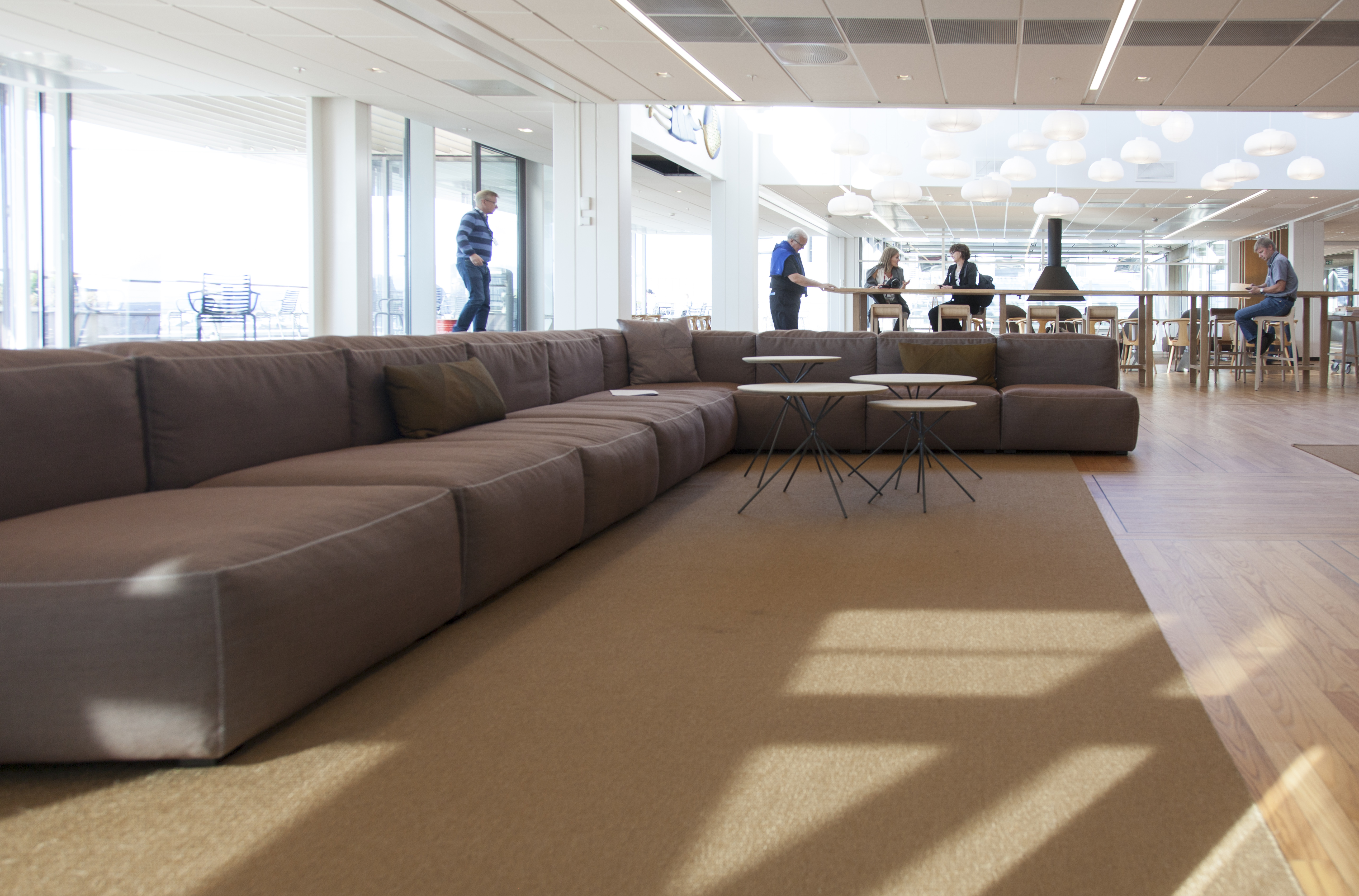 Aftenposten, Oslo_20..afpassede tæpper, sisal